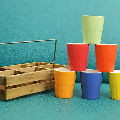 Cutting Chai-Raw wood stand with ceramic glasses - Master