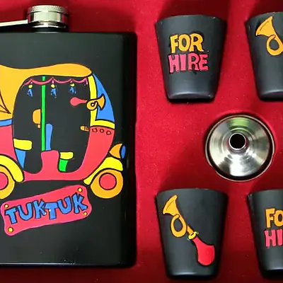 Hip Flask with Shot Glasses - Tuk Tuk - Master