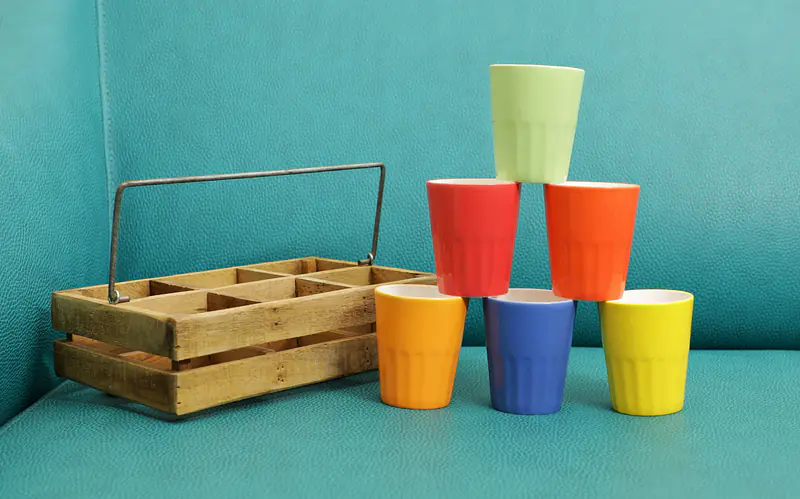 Cutting Chai-Raw wood stand with ceramic glasses - Master