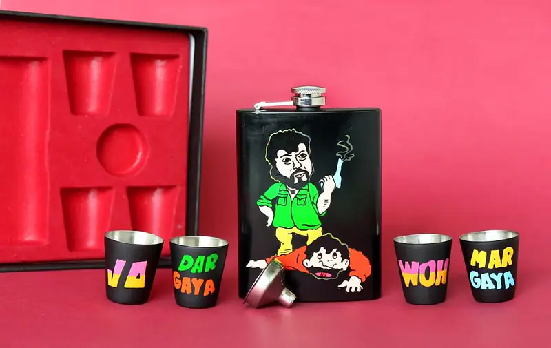 Hip Flask with Shot Glasses - Sholay Gabbar - Master