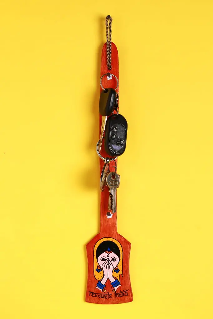 Key Holders - Namaste  India Red - Master