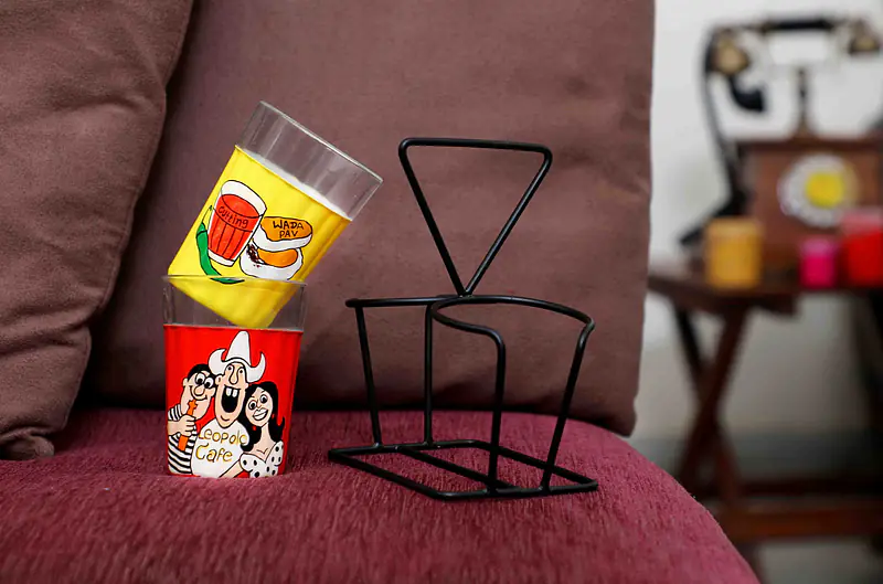 Tapri Glasses - Multicolour - Master