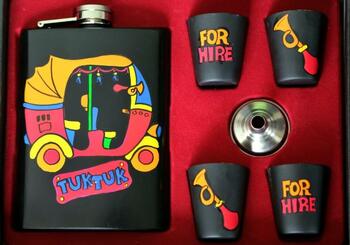 Hip Flask with Shot Glasses - Tuk Tuk