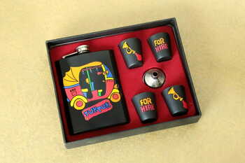 Hip Flask with Shot Glasses - Tuk Tuk