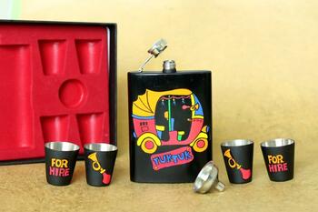 Hip Flask with Shot Glasses - Tuk Tuk